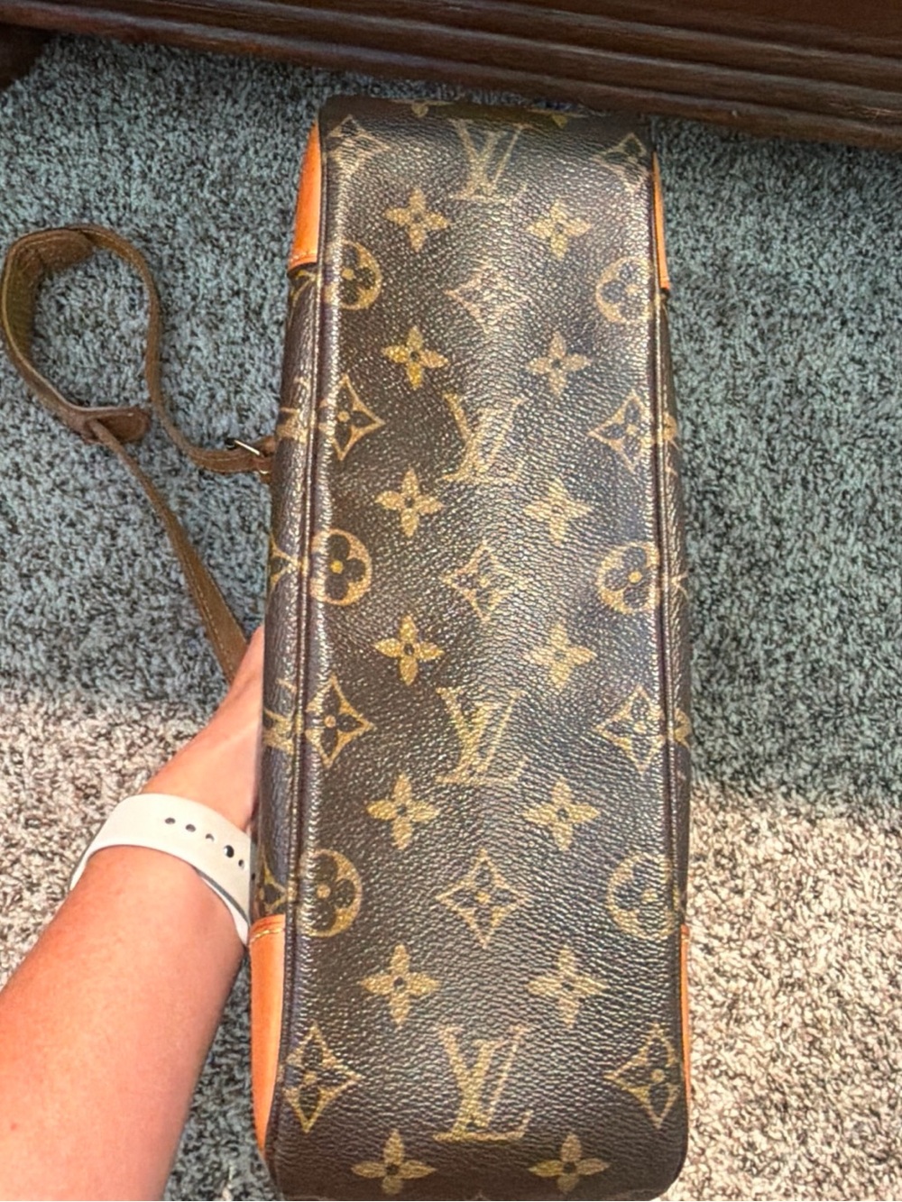 Louis Vuitton Monogram Vintage Boulogne 30 Shoulder Bag - Picture 4 of 16